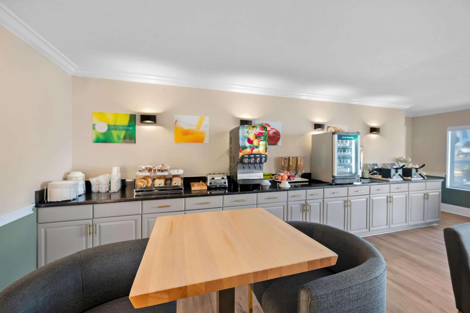 Quality Inn Fort Myers - Cape Coral Ngoại thất bức ảnh